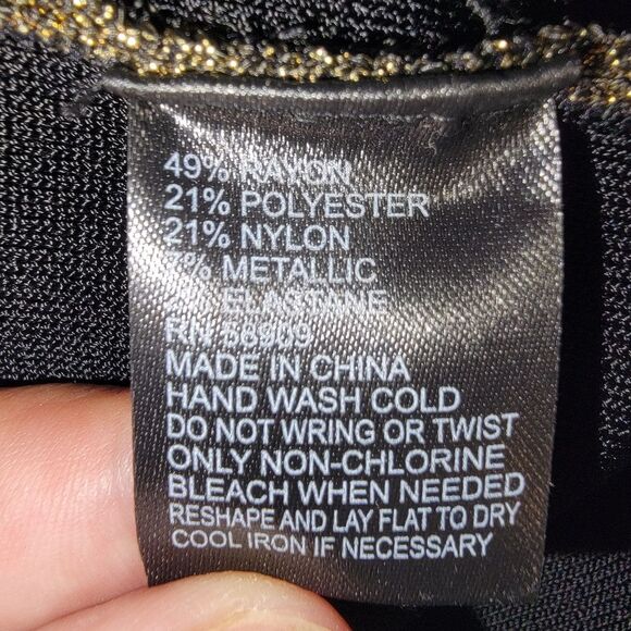 Gianni Bini Metallic Stretch Crop Top Size Medium - Picture 7 of 7